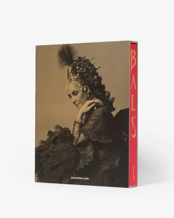New Bals: Legendary Costume Balls Of The Twentieth Century Legends